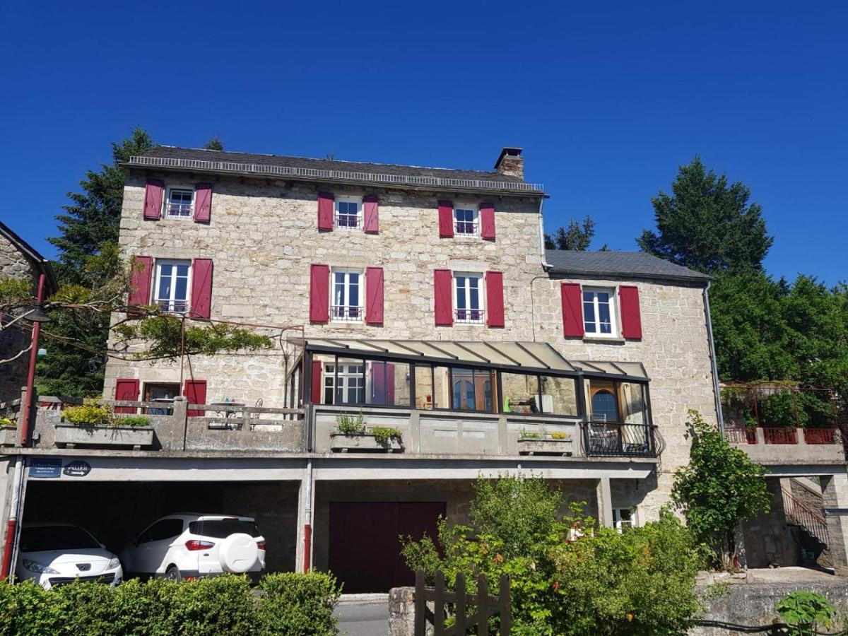 Maison D'Hotes "La Pierre Pointue" Saint-Léons Zewnętrze zdjęcie